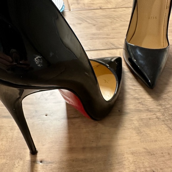 Louboutin  “So Kate” patent calf leather. - Picture 7 of 9